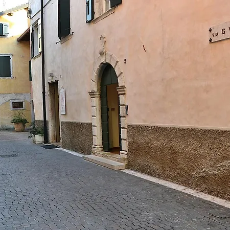 Sole *